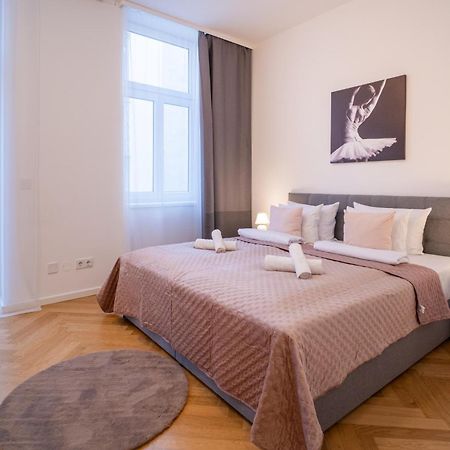 Home Sweet Home - Vienna Central Esterno foto